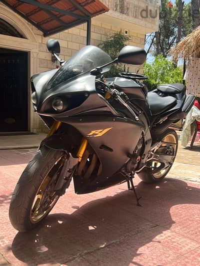 Yamaha R1 2012