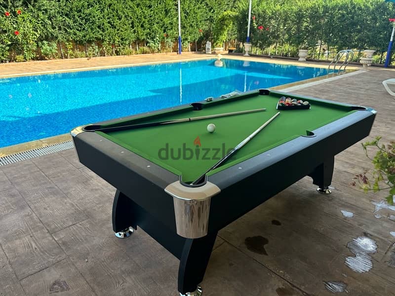 Pool table 7 ft 0