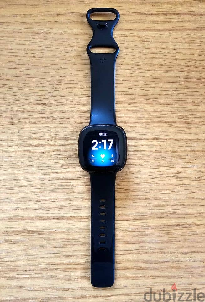 Fitbit Versa 3 Smartwatch 2