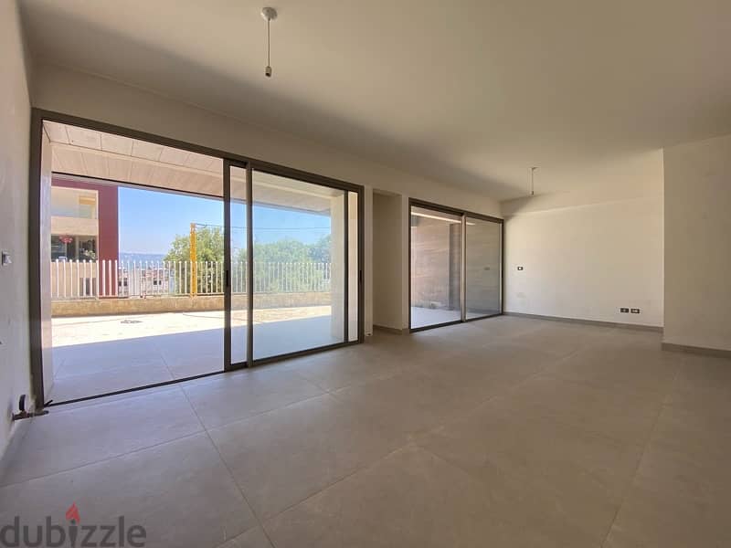 Spacious Apartment W/ Big Terrace for sale in Broumana. 5