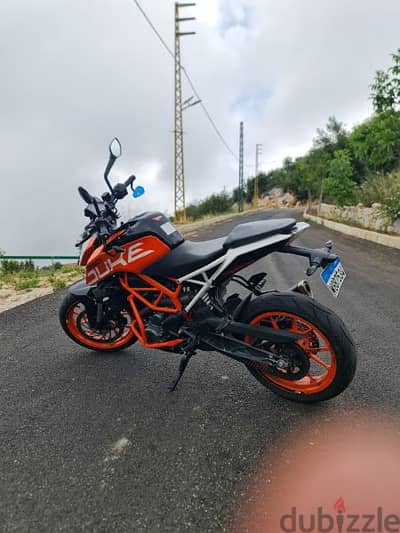 ktm duke 390