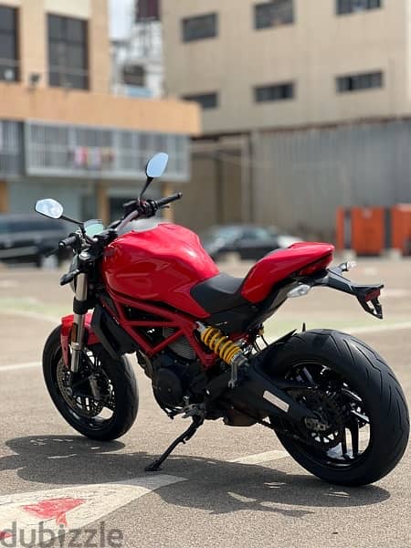 Ducati Monster 797 5