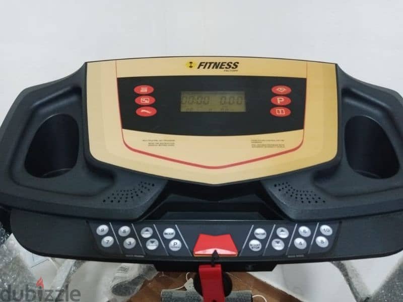 treadmill fitness factory   2hp motor power 4