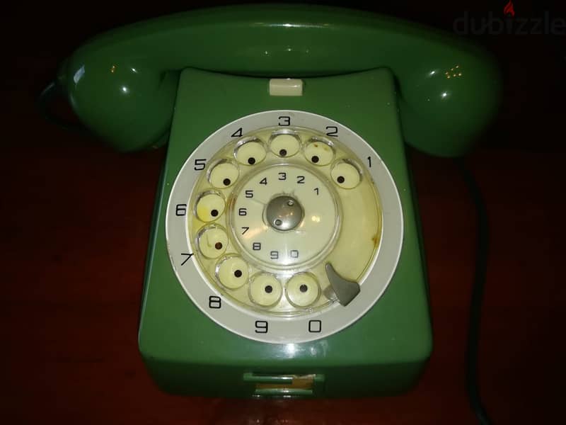 vintage rotary phones starting 20$ 15