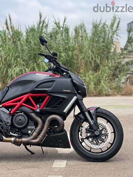 Ducati Diavel Carbon 3