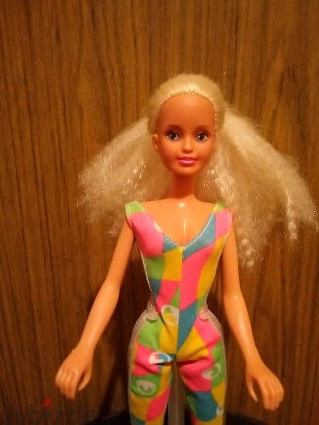 CLIMBING SINDY Vintage As New doll 1994 from HASBRO=18$ 1