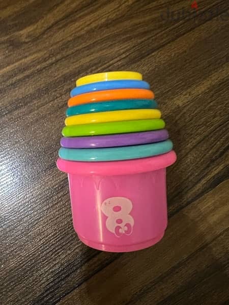 8 cups kids toys 2