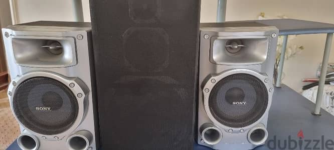 Sony stereo + 3 speakers