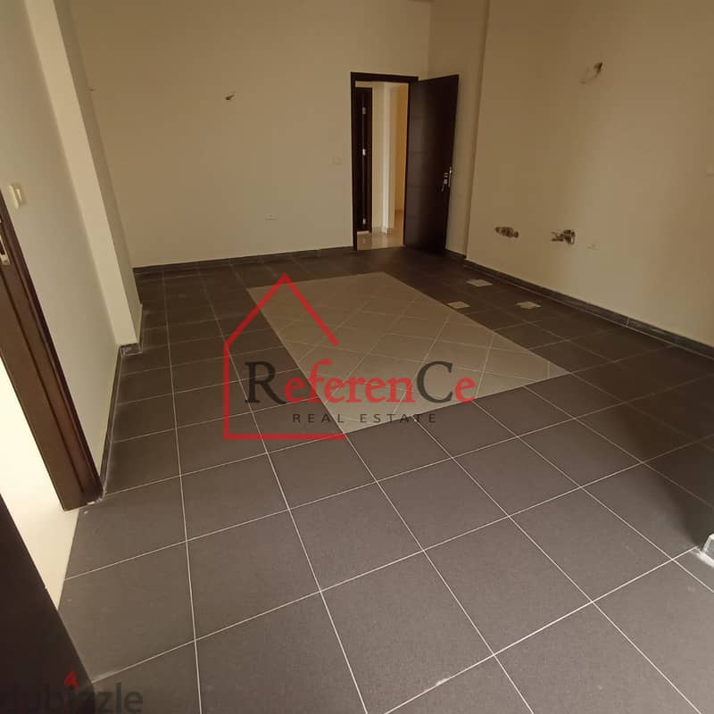 Luxurious apartment in Dik el Mehdi شقة فاخرة بديك المهدي 4