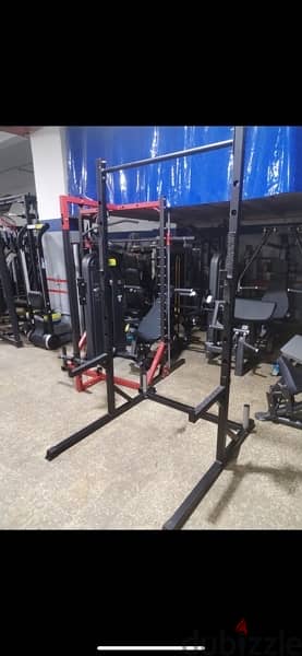 Squat rack like new heavy duty 1