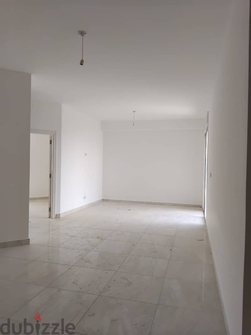 Apartment for sale in Ras Osta شقة للبيع ب رأس اسطا 0