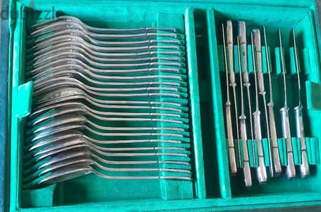 ercuis paris silver plated cutlery set in good condition