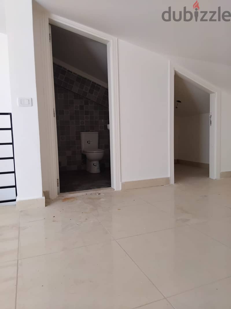 Duplex for sale in Ras Osta دوبلاكس  للبيع ب رأس اسطا 7