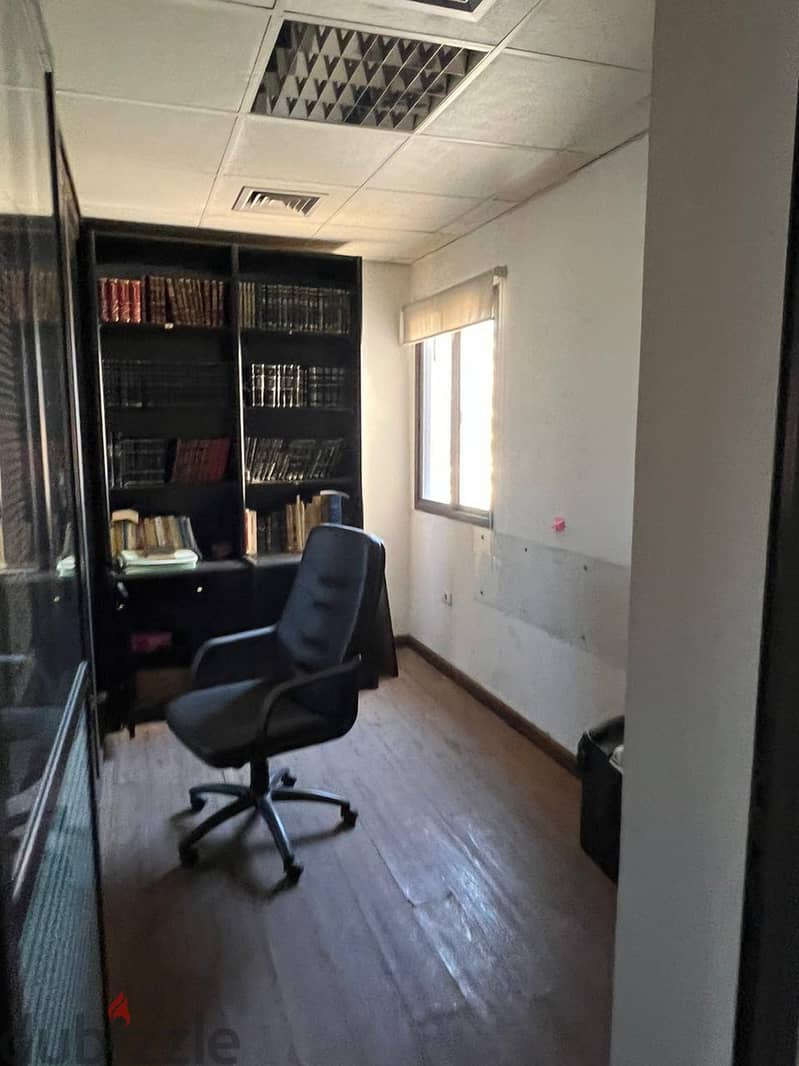 OFFICE IN THE HEART OF DOWNTOWN + TERRACE (200SQ) 7 ROOMS , (ACR-616) 5