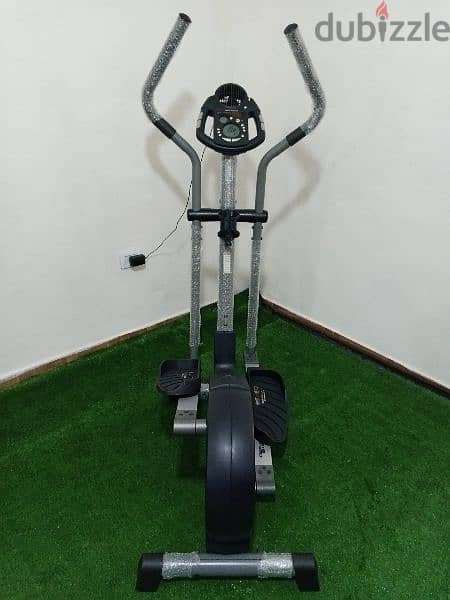 pro form usa elliptical machine sports offers 100$,used like new 1