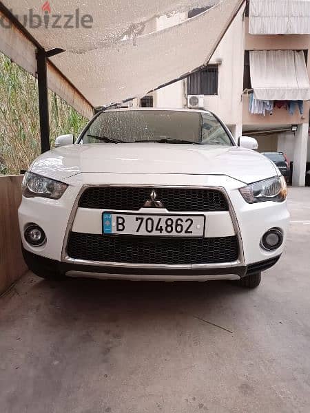 Mitsubishi Outlander 2011 0