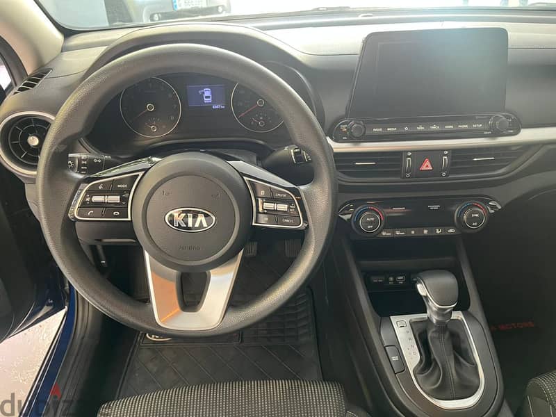 Kia Forte 2019 13