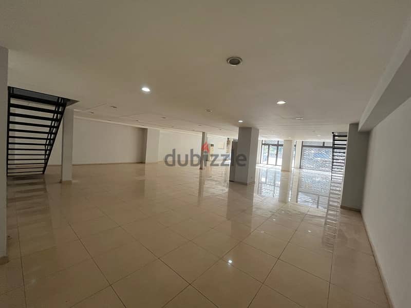 Prime Showroom for Rent in Nahr El Mott 2