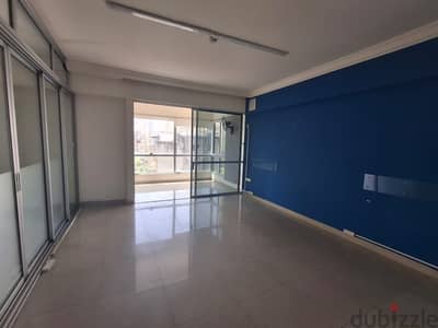 L15584- 260 SQM Office for Rent In Achrafieh