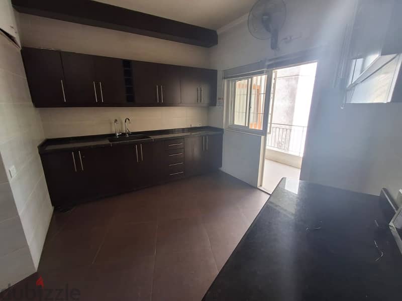 L15584- 260 SQM Office for Rent In Achrafieh 3