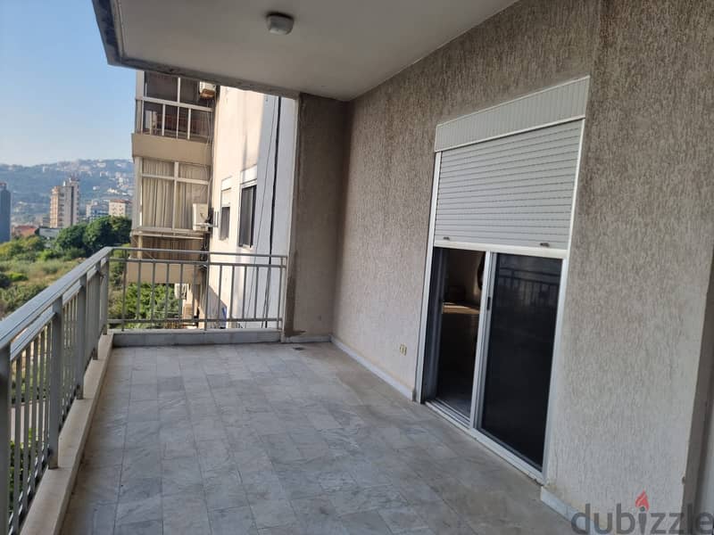 Apartment for rent in Haret Sakher شقة للإيجار في حارة صخر 9