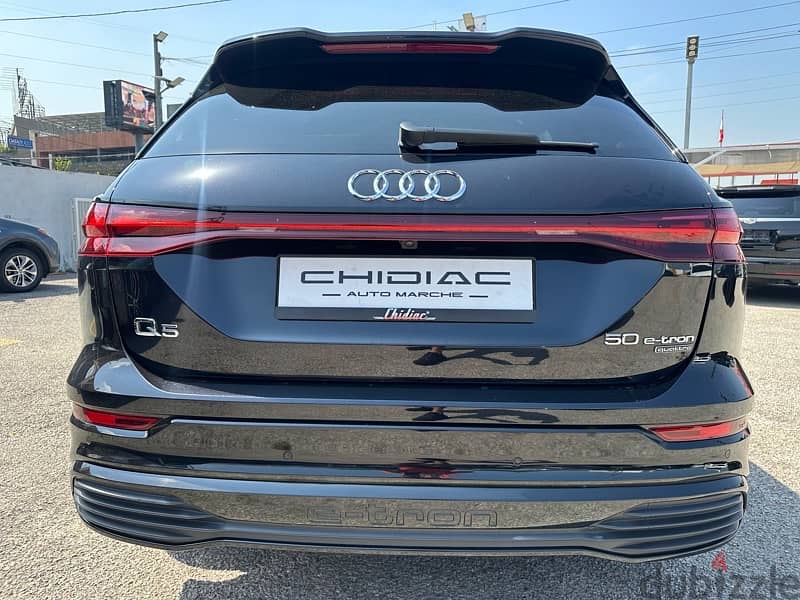 AUDI Q5 E TRON . 50 QUATTRO 3