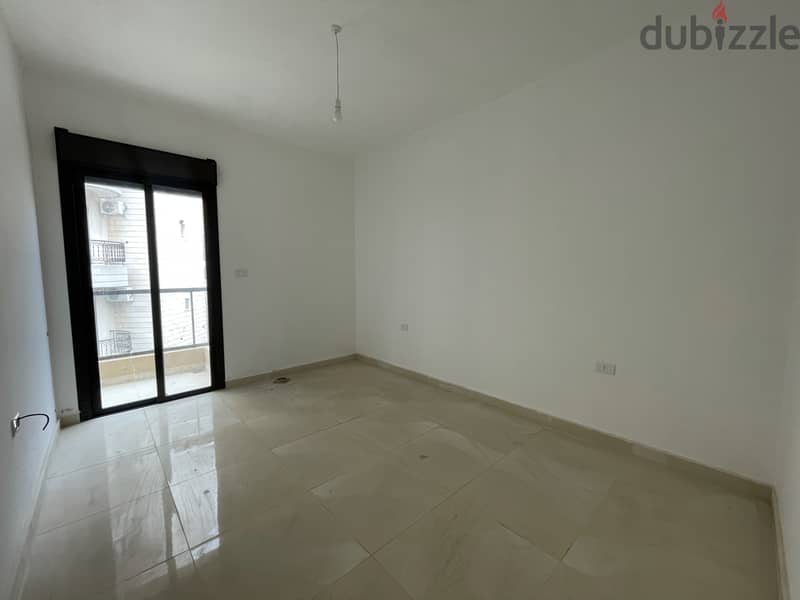 RWK296CA - Apartment For Rent In Sahel Alma - شقة للإيجار في ساحل علما 4