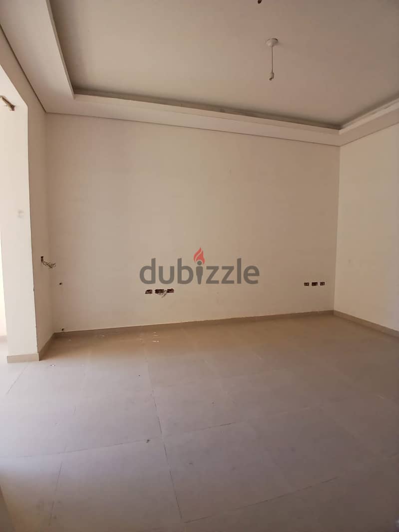 Duplex for sale in Hazmieh شقة للبيع في الحازمية 3