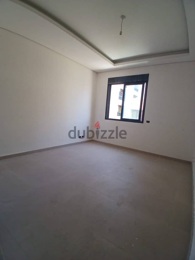 Duplex for sale in Hazmieh شقة للبيع في الحازمية 4