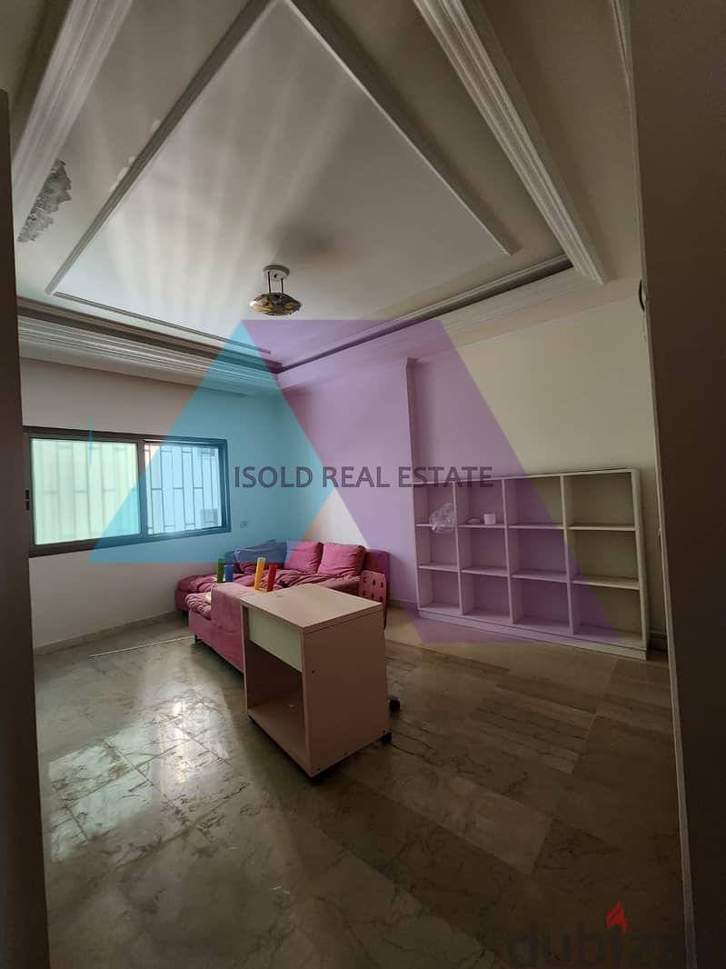 A decorated 420 m2 apartment for sale in Jnah 9