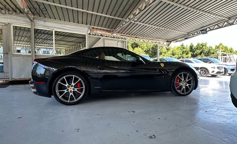 Ferrari California 2010 ( 12,000 KM ) 4