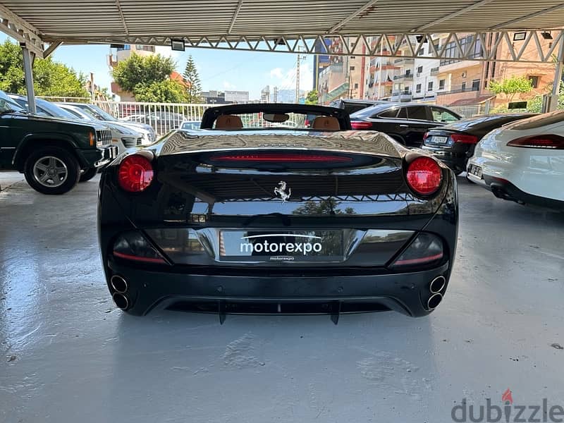 Ferrari California 2010 ( 12,000 KM ) 14