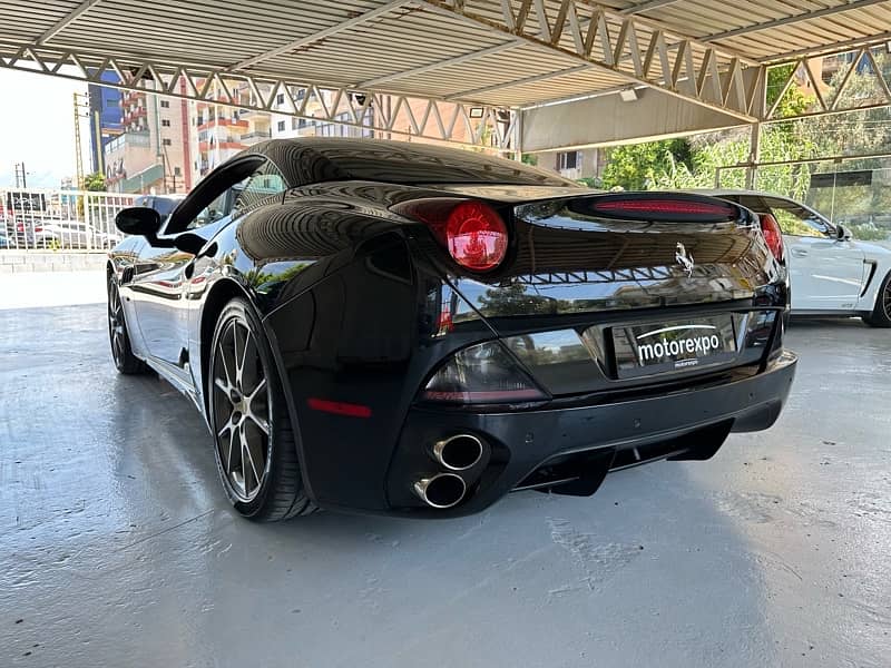 Ferrari California 2010 ( 12,000 KM ) 17