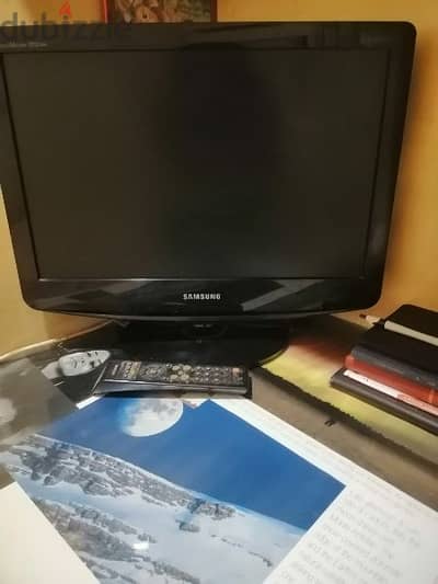 TV-monitor-LCD