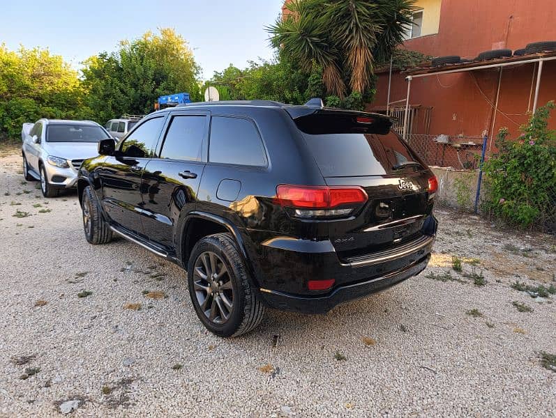 Jeep Grand Cherokee 2017 4