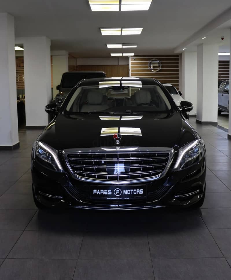 Mercedes-Benz S600 Maybach 0