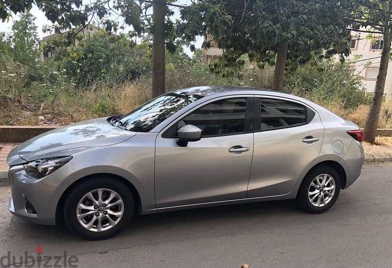 Mazda 2 2019 mint conditions LIKE NEW!! 4