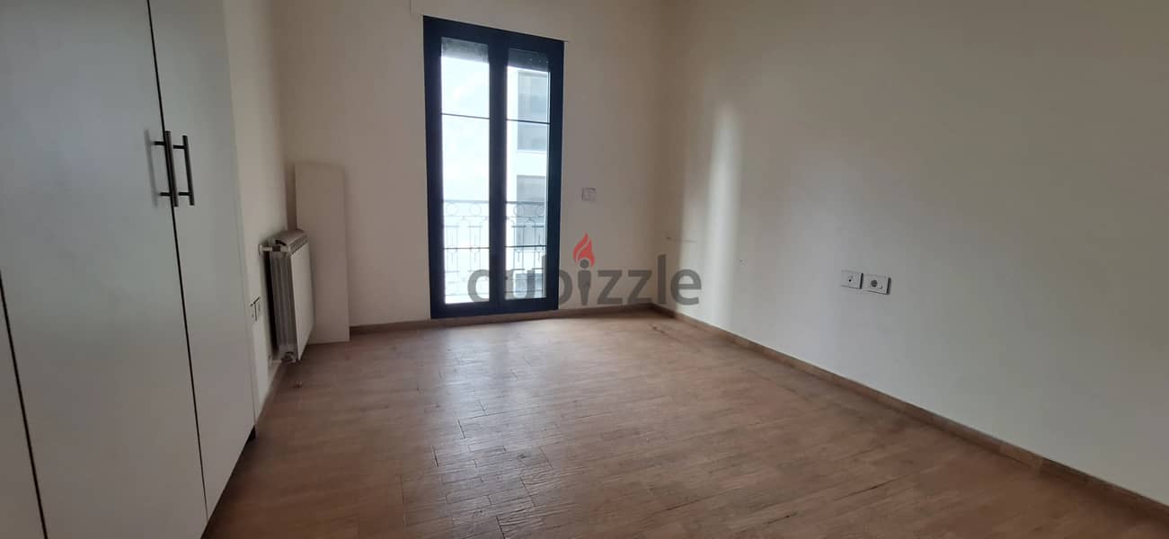 217m² Apartment for Sale Near AUST in Achrafieh 2