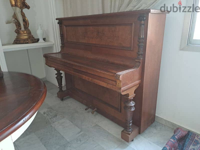 antique piano 4