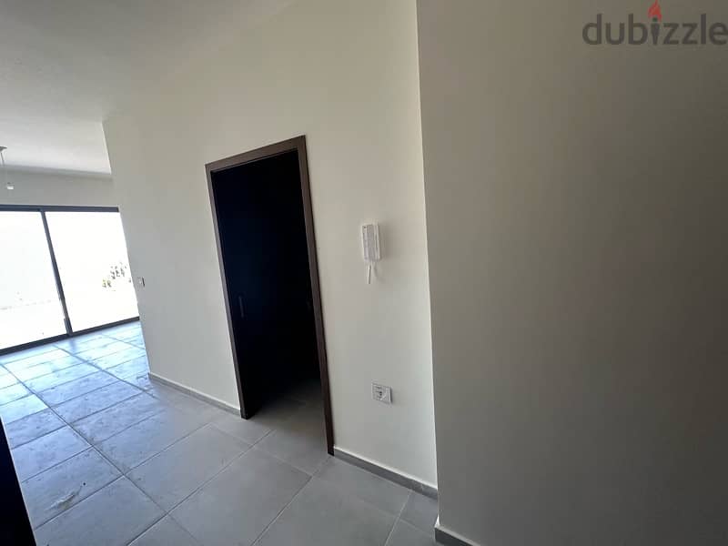 appartment for sale with garden & terrace in douar شقة للبيع مع حديقه 10