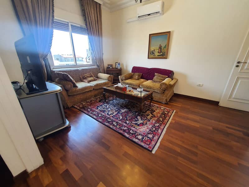 Apartment for sale in Bir Hassan, Beirutشقة للبيع في بئر حسن، بيروت 5