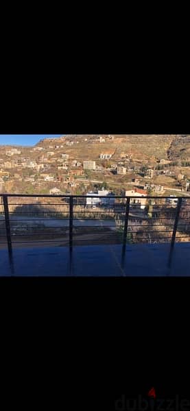 Faraya Chalet with Fireplace, Terrace and Open View for Rent 9