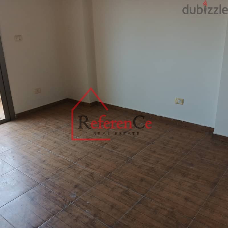 Prime location in Sin El Fil موقع متميز في سن الفيل 7