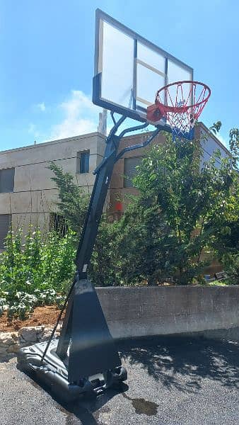 movable basketball hoop