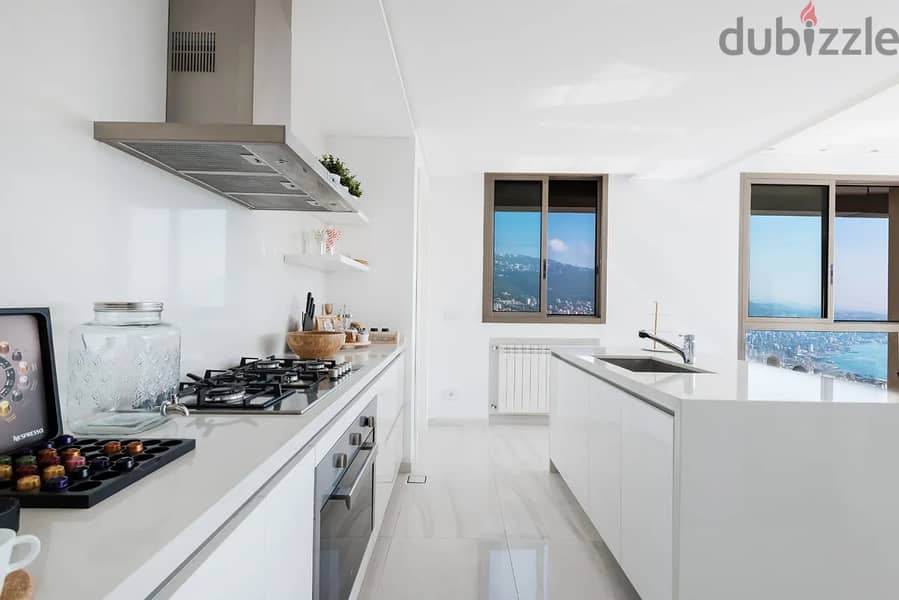 Luxurious Penthouse with 90m² Terrace and Panoramic Views in Adma 6