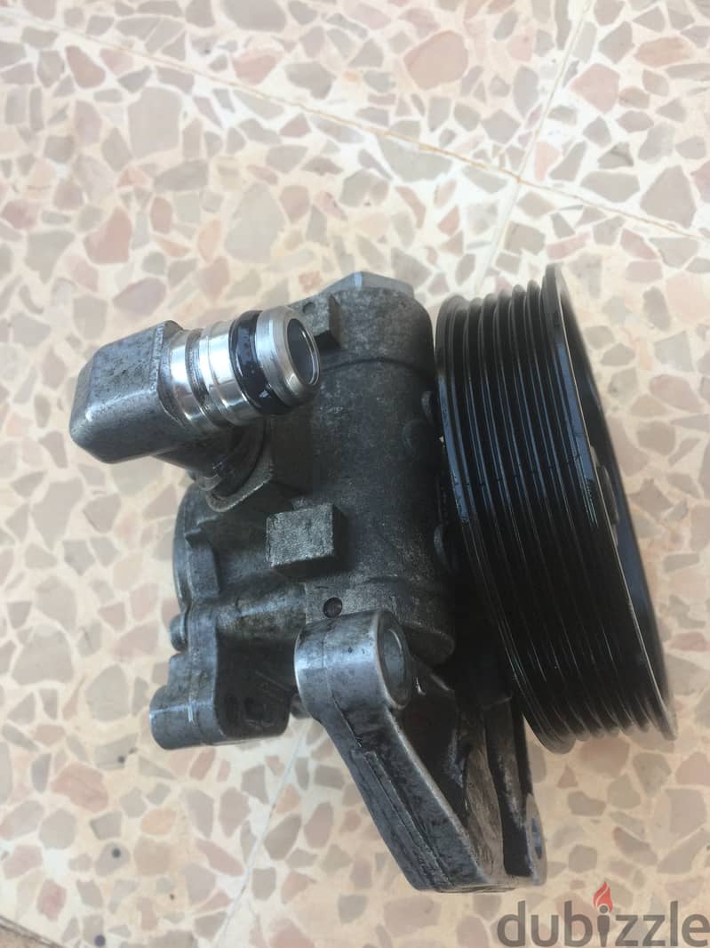 pump for Mercedes C300/2009 3