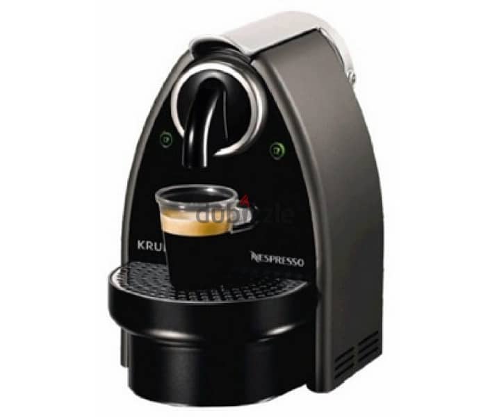 NESPRESSO ESSENZA MACHINE 1