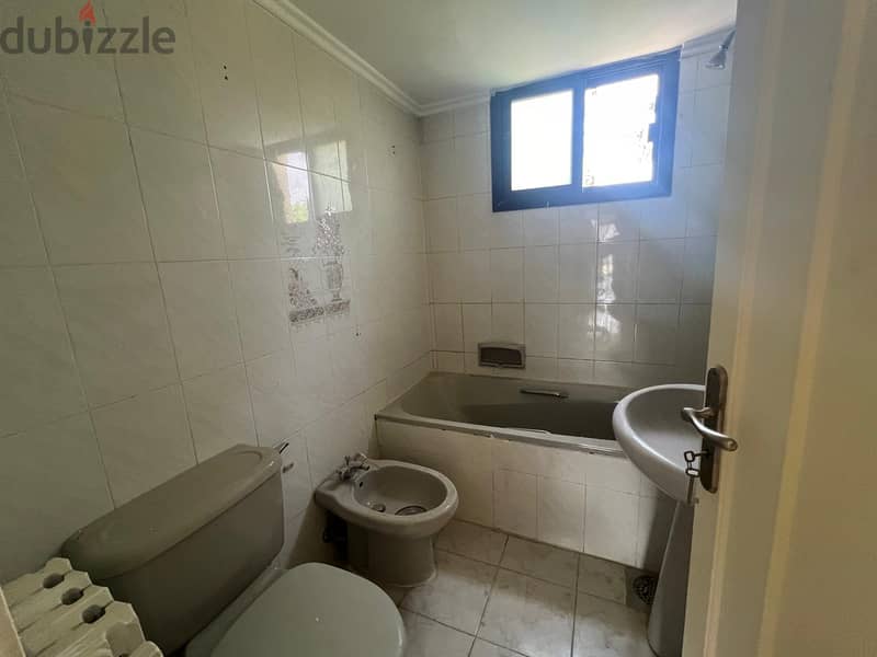 Apartment  for Sale in Aley شقة للبيع في عاليه 10