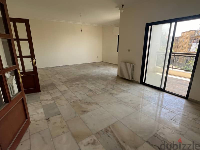 Apartment  for Sale in Aley شقة للبيع في عاليه 0