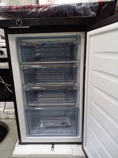 4 drawers Standing Freezer star cool 0.5 amper